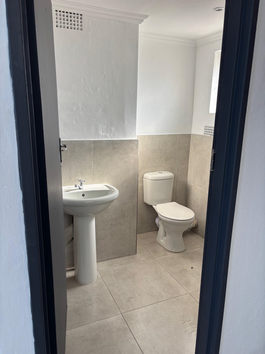 To Let Commercial Property for Rent in Woodbrook Eastern Cape